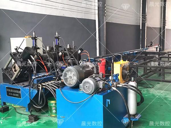 如何避免角鋼沖孔機錯誤操作？